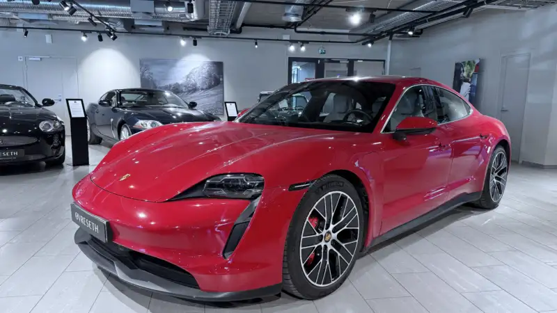 Porsche Taycan 4S
