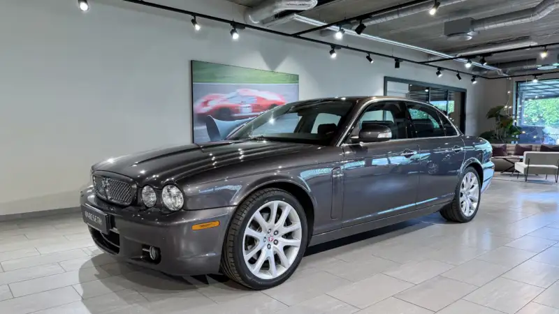 Jaguar Sovereign 4.2 V8