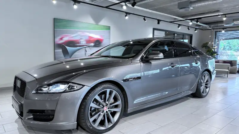 Jaguar XJ 3.0 V6 S/C R-Sport AWD