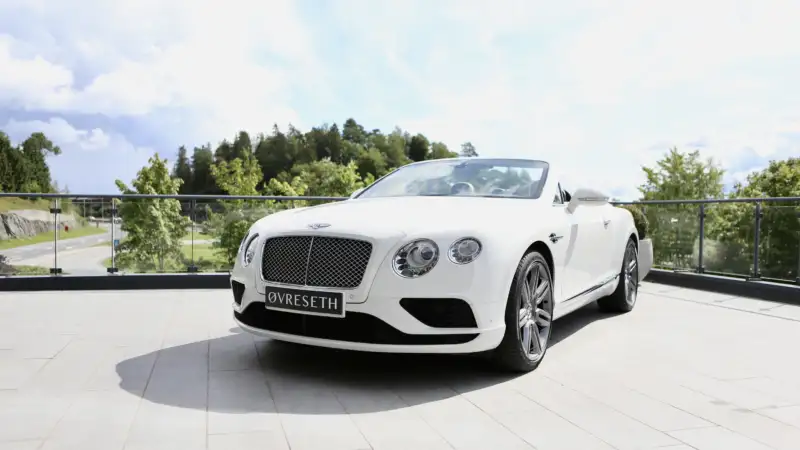 Bentley Continental GTC V8
