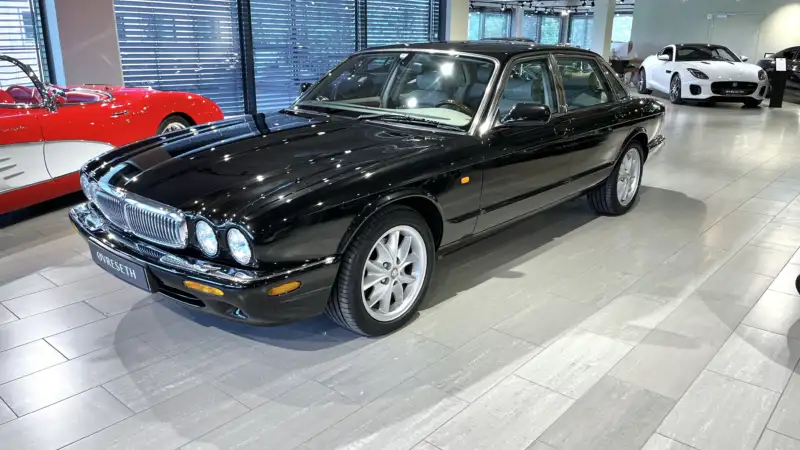 Jaguar Sovereign 3.2 V8