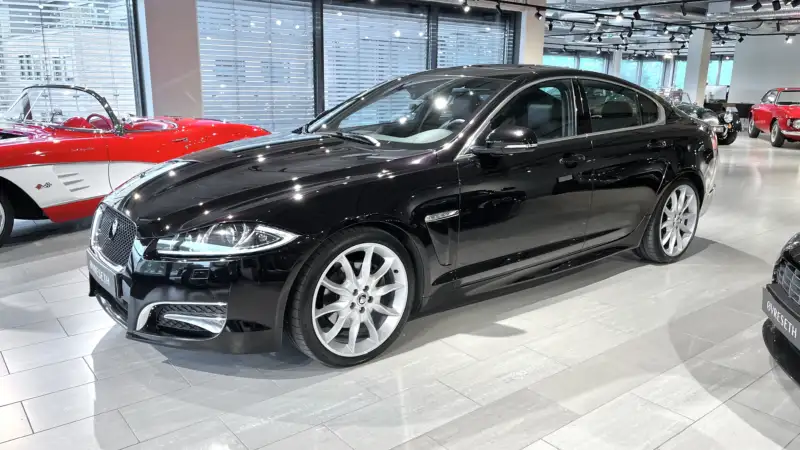 Jaguar XF 2.0 TI Premium Luxury
